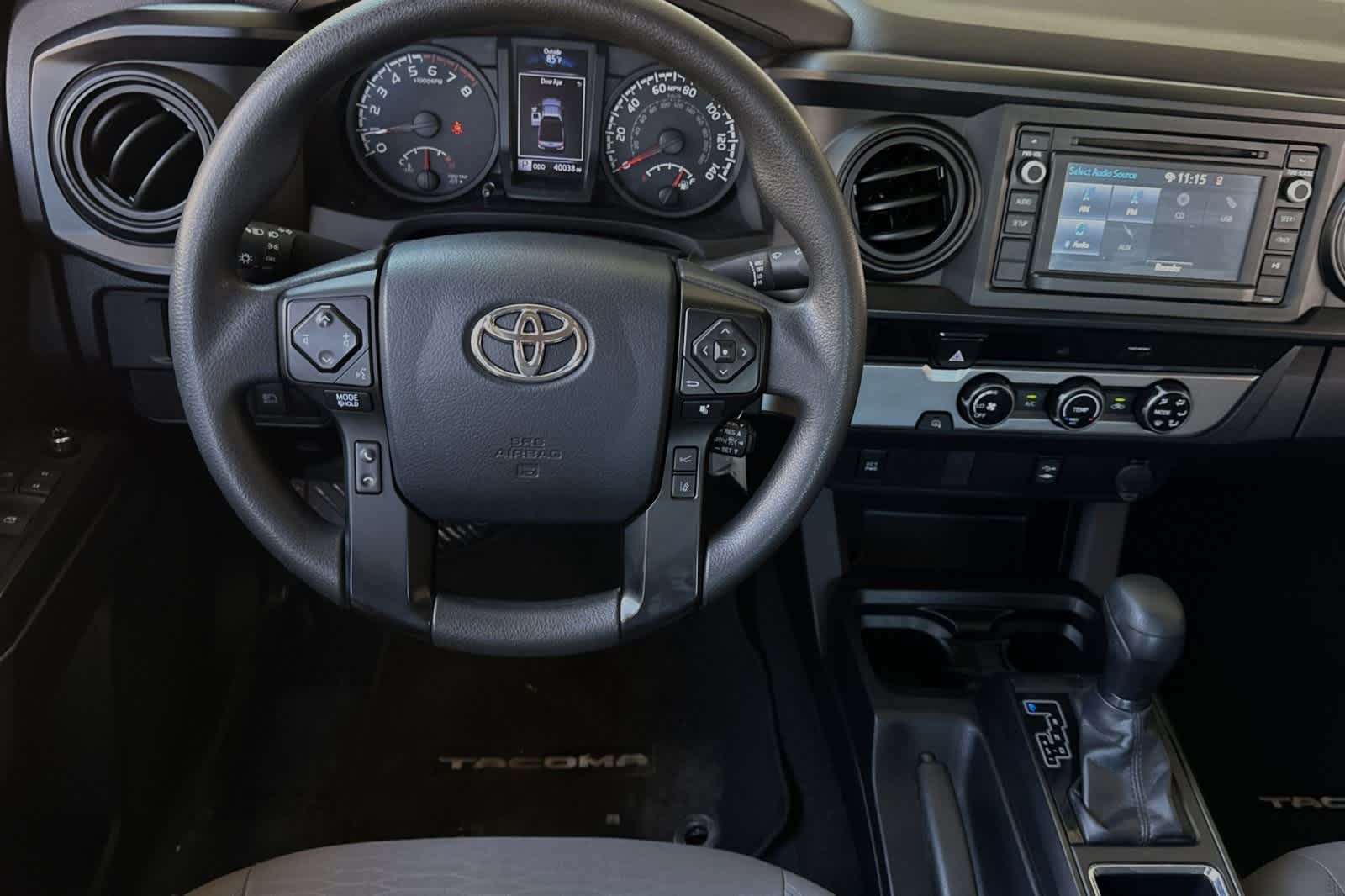 2018 Toyota Tacoma SR Access Cab 6 Bed I4 4x2 AT 17