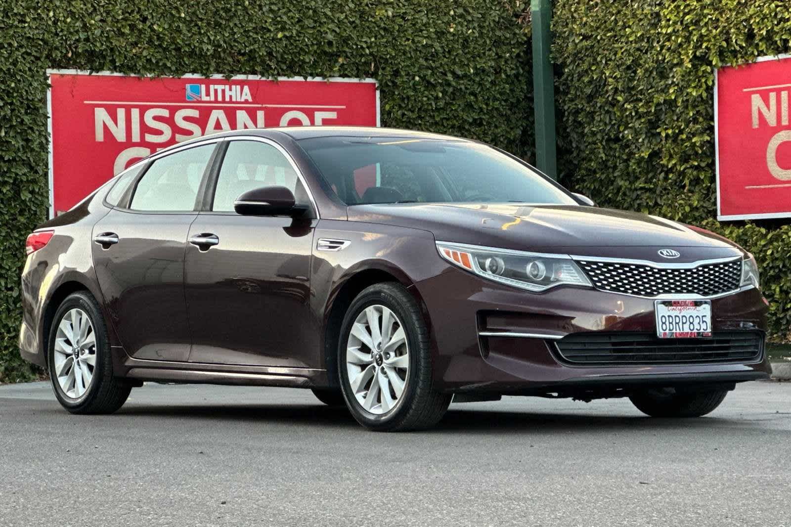 2016 Kia Optima EX 10