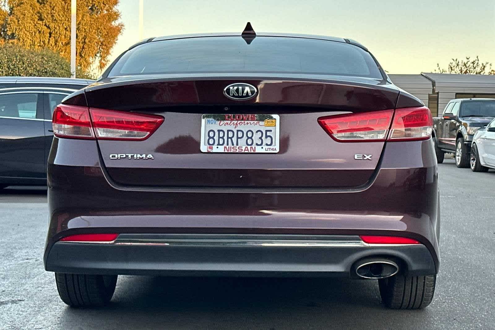 2016 Kia Optima EX 8