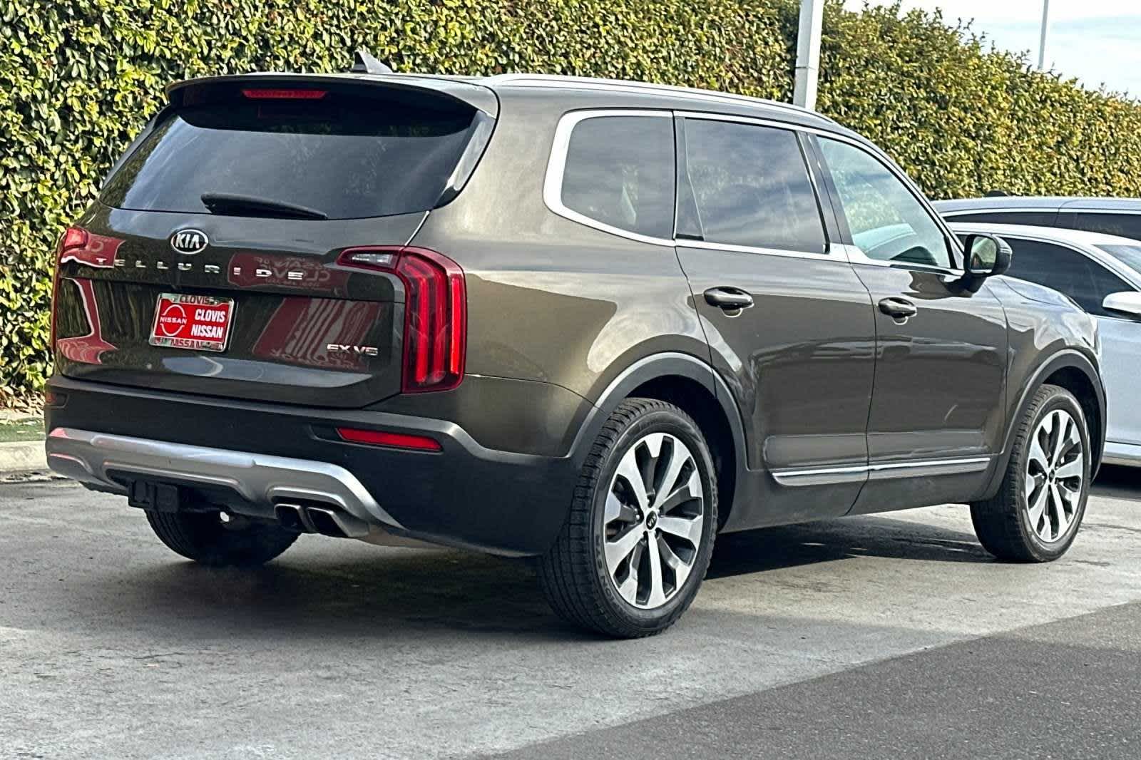 2021 Kia Telluride EX 3