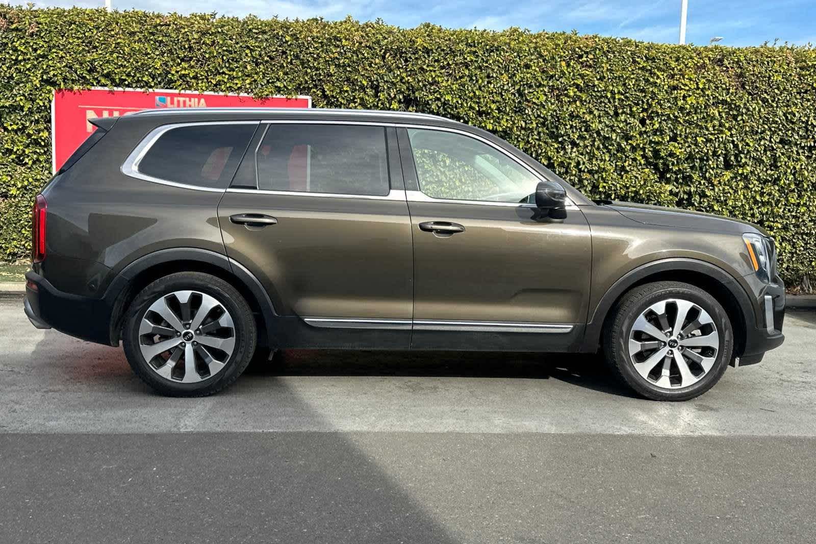 2021 Kia Telluride EX 9