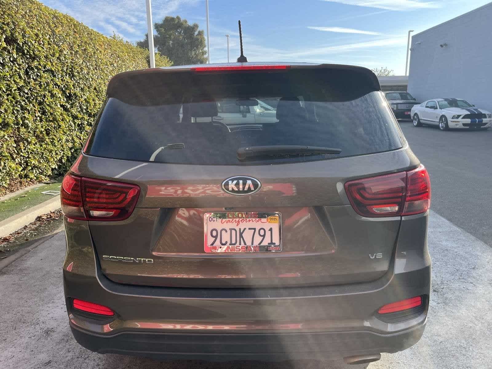 2020 Kia Sorento LX V6 8