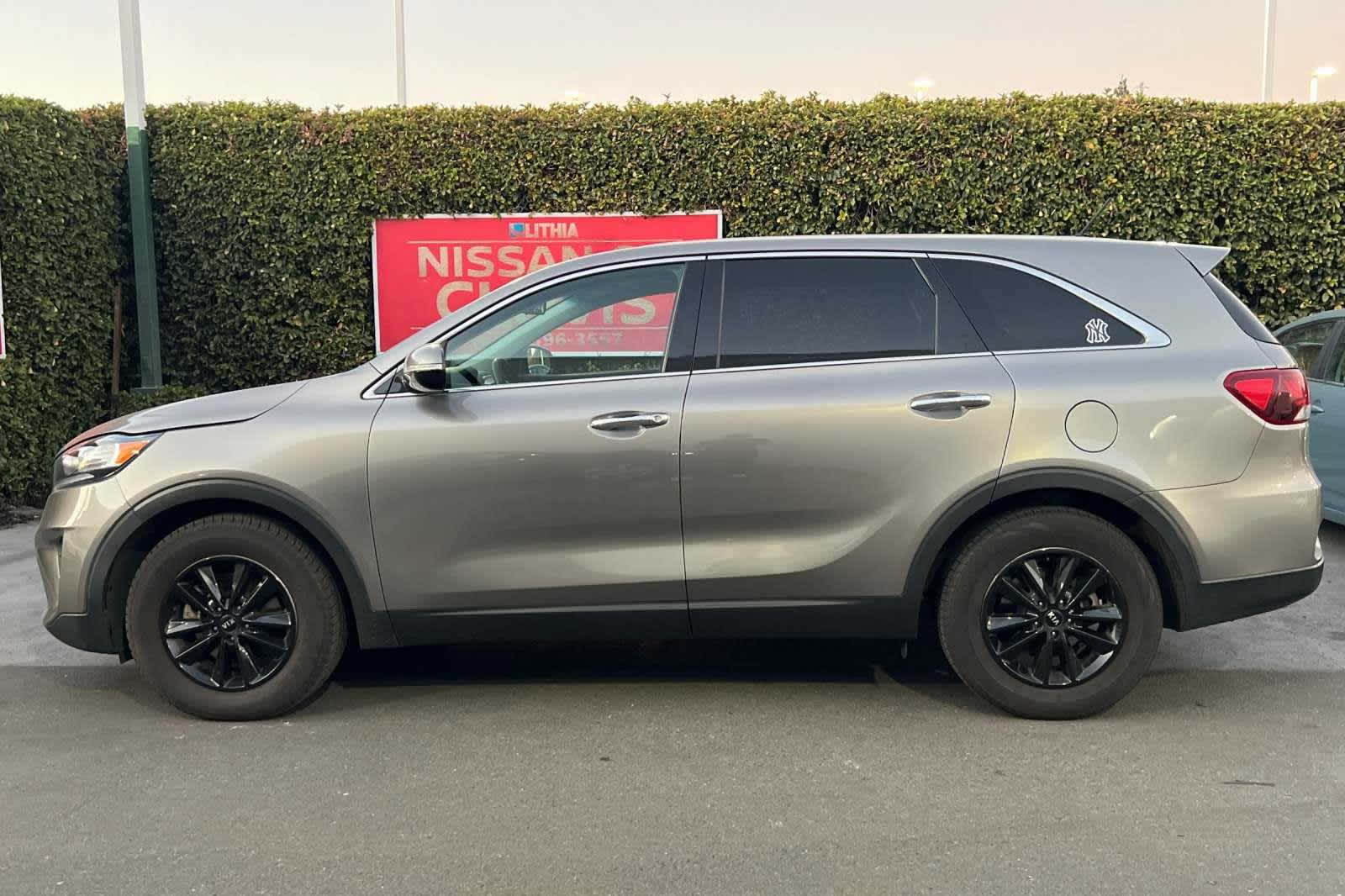 2019 Kia Sorento LX V6 6