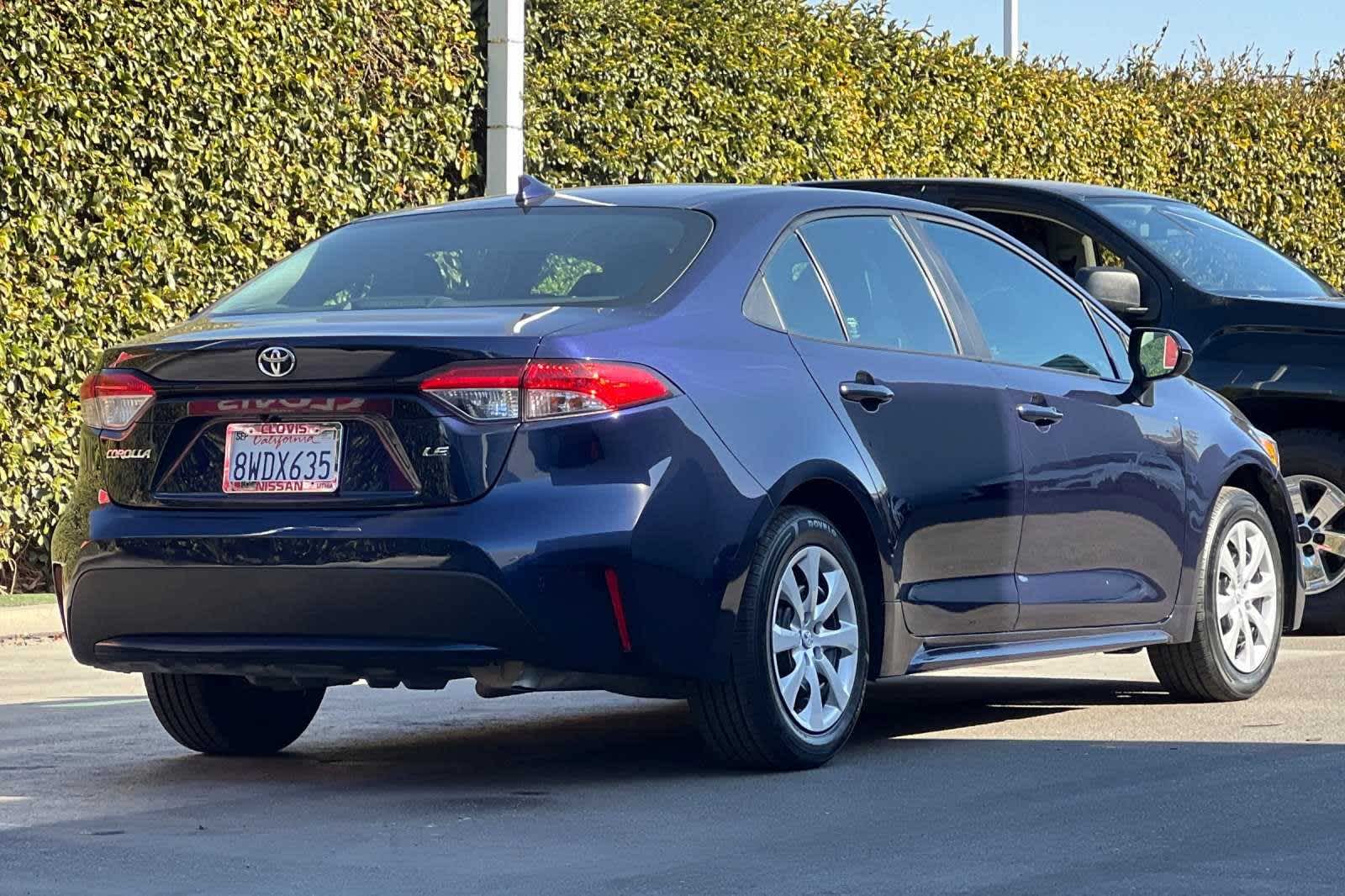 2022 Toyota Corolla LE 4