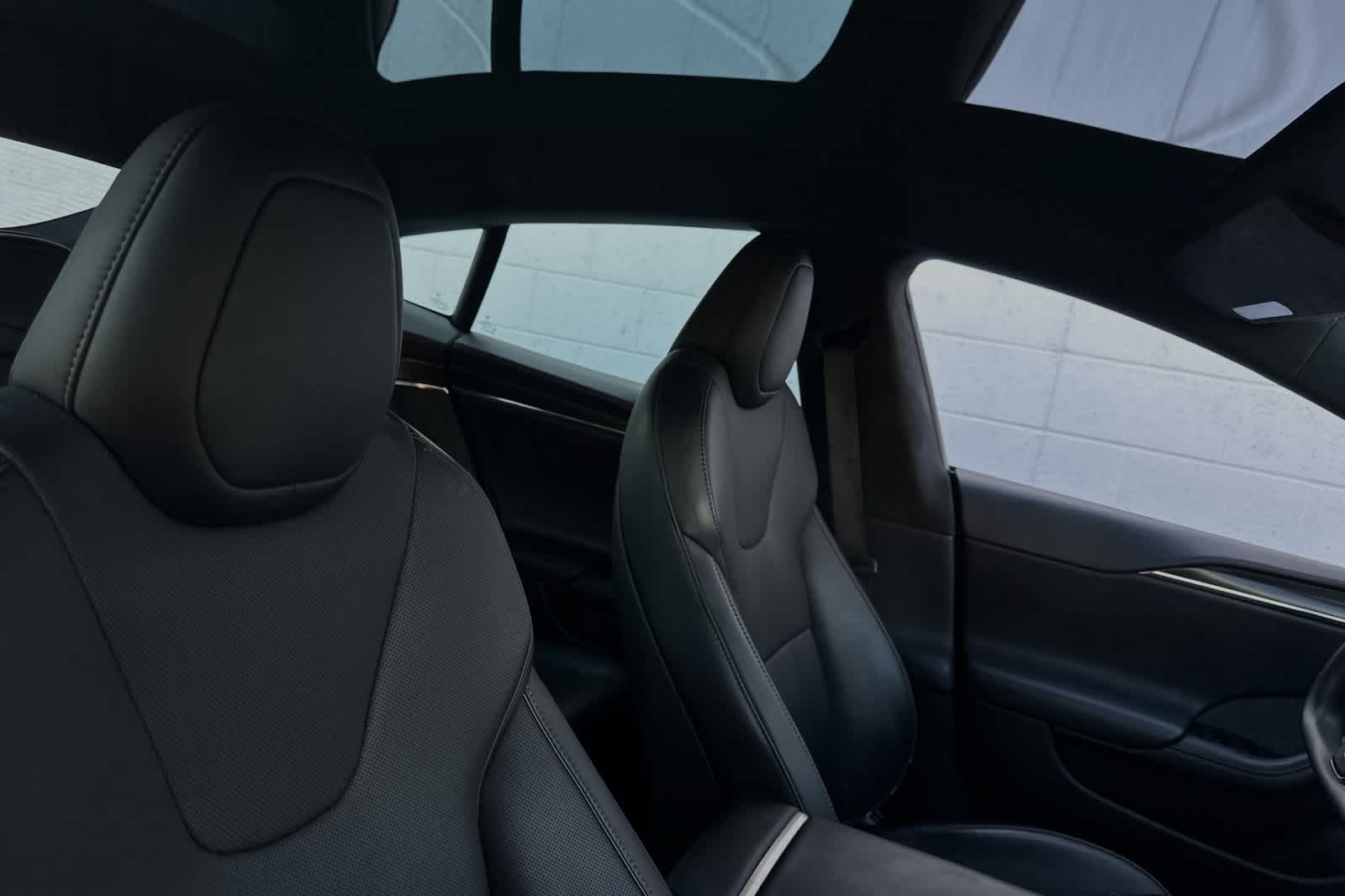 2021 Tesla Model S Plaid 19