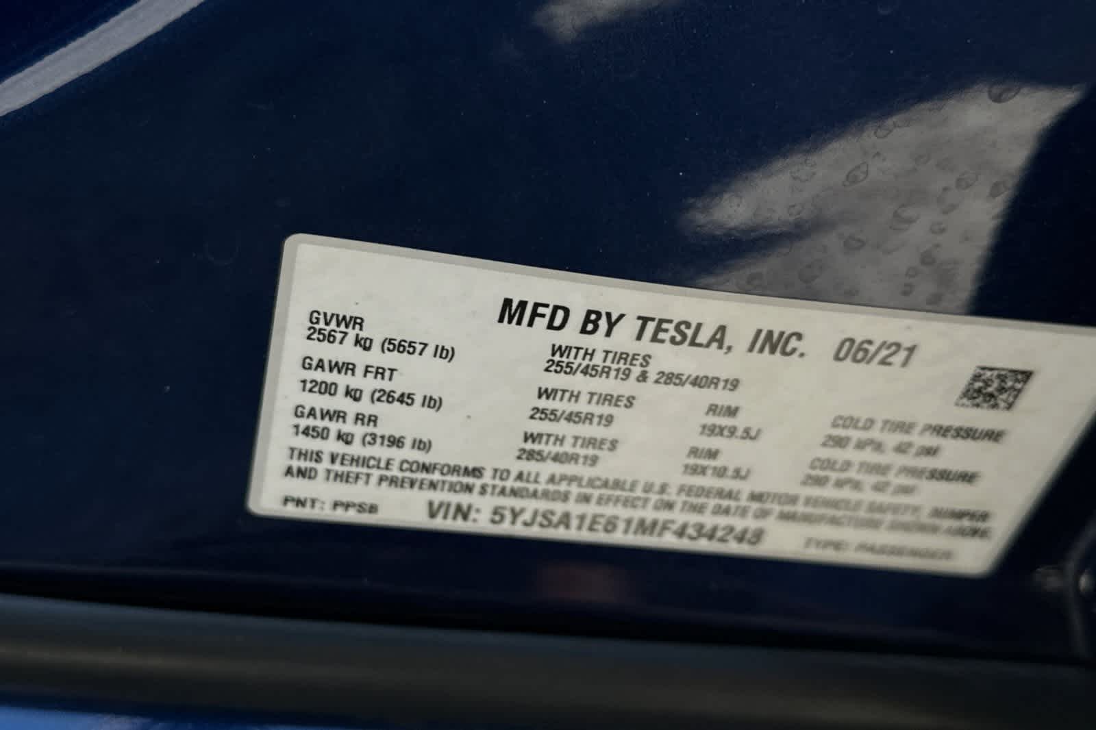 2021 Tesla Model S Plaid 31