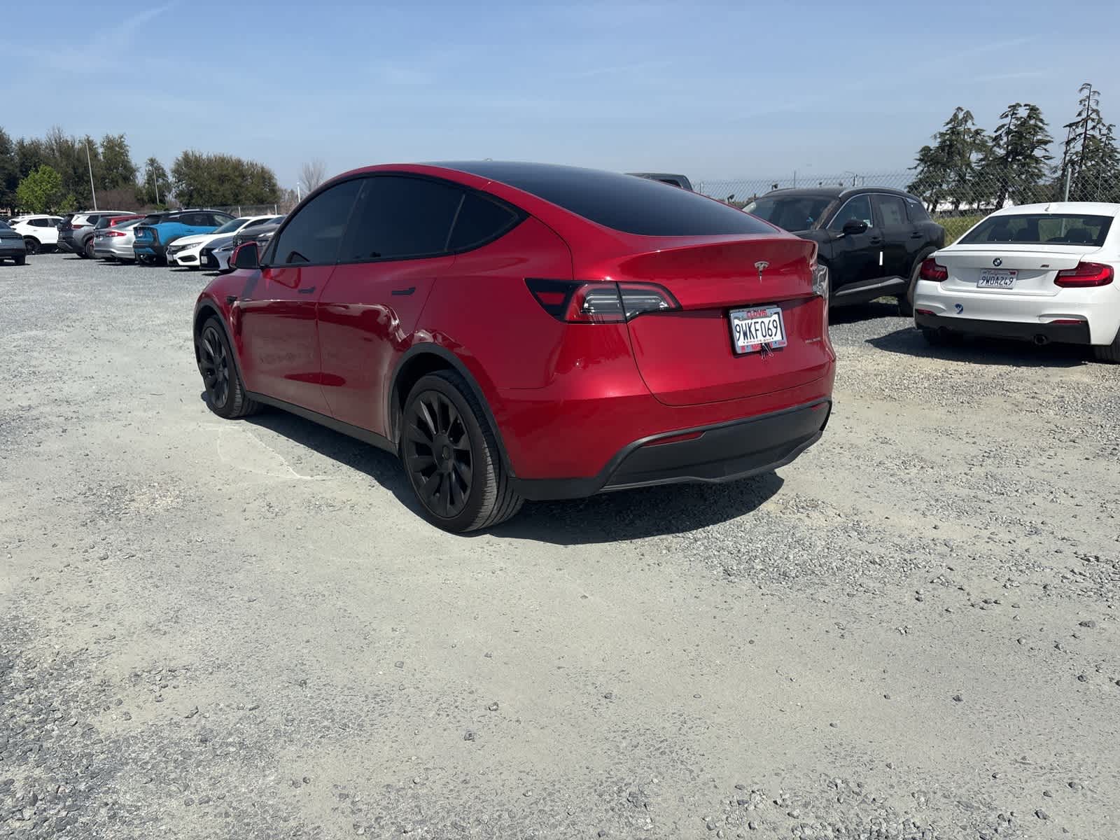 Used 2021 Tesla Model Y Long Range with VIN 5YJYGDEE8MF222707 for sale in Clovis, CA