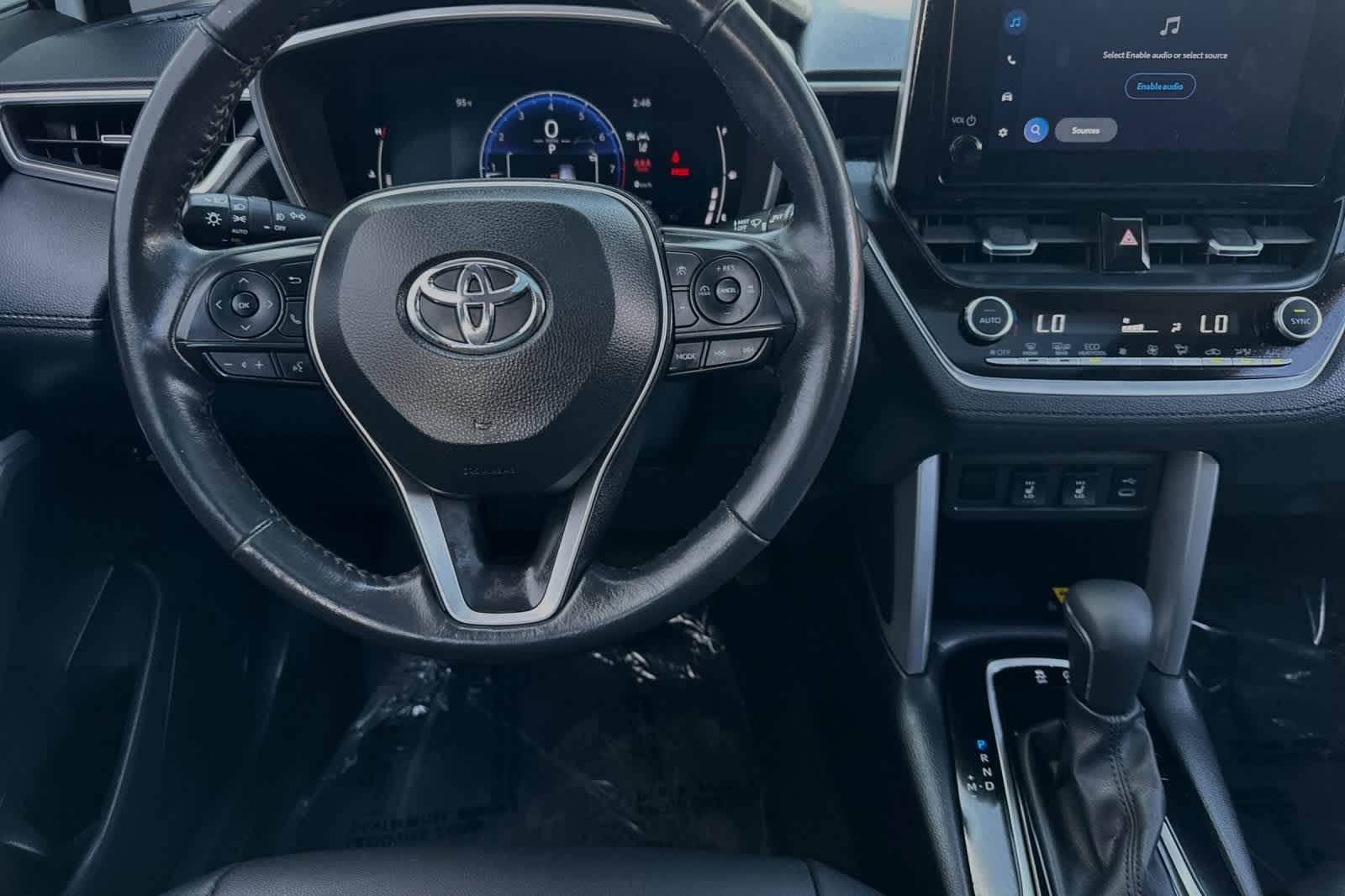 2023 Toyota Corolla Cross XLE 14