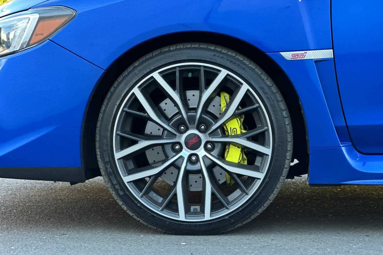 2020 Subaru WRX STI 12