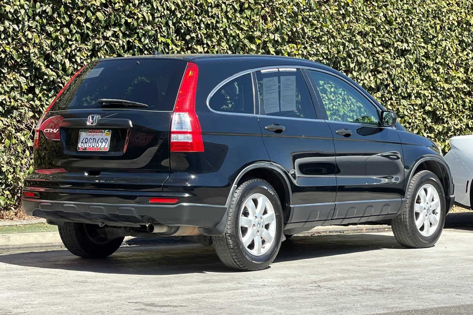 2011 Honda CR-V SE 3