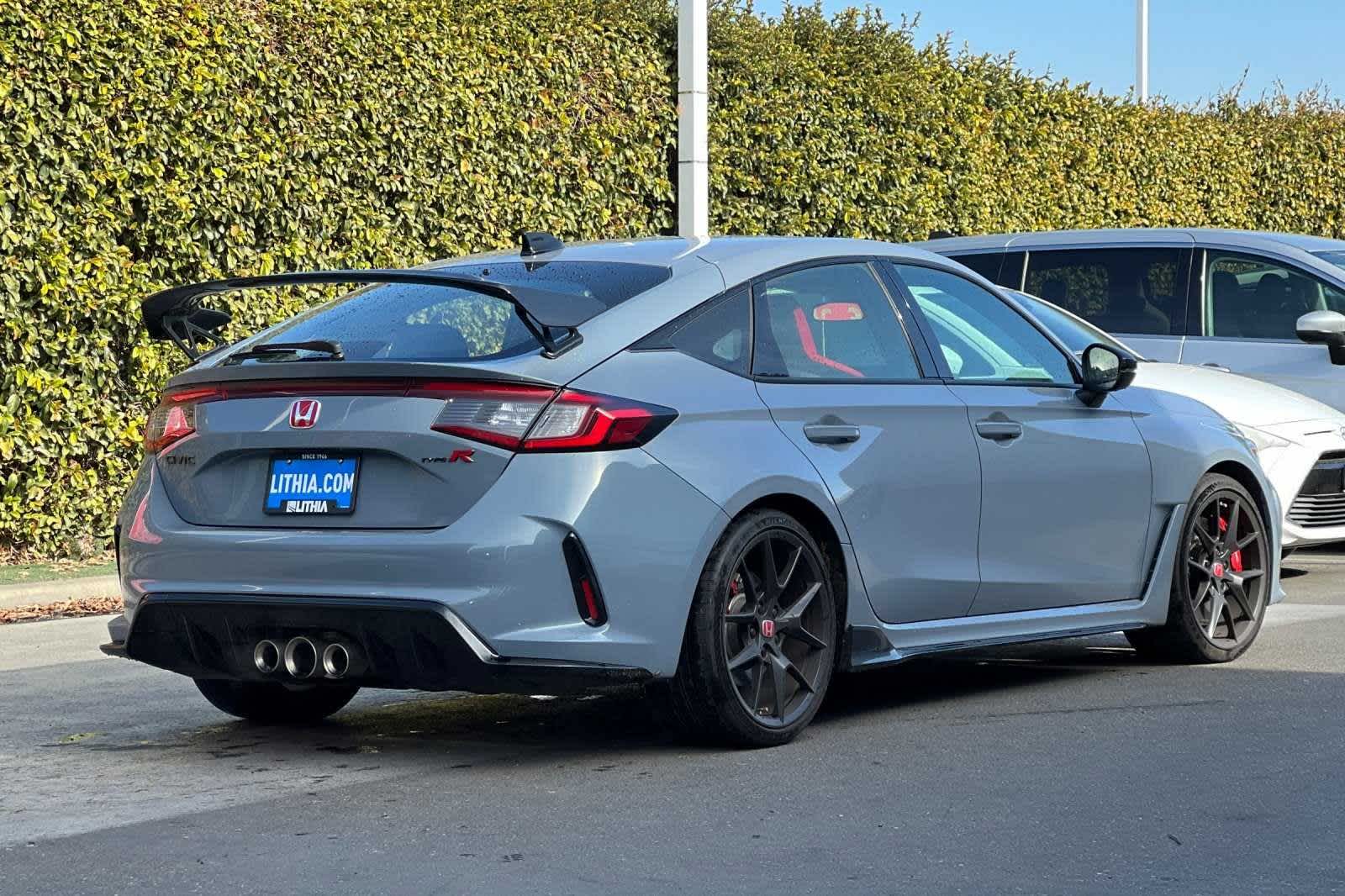 2023 Honda Civic Type R  3