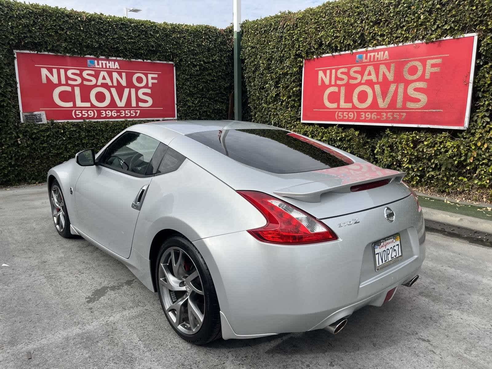 2016 Nissan 370Z Sport 6