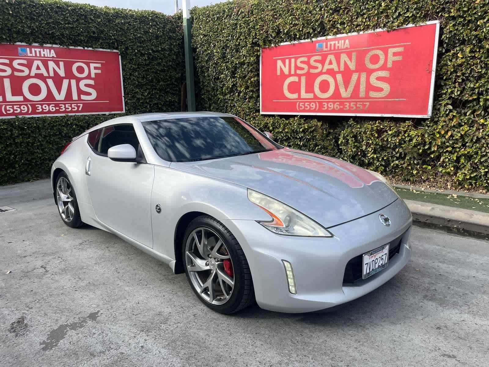 2016 Nissan 370Z Sport 8