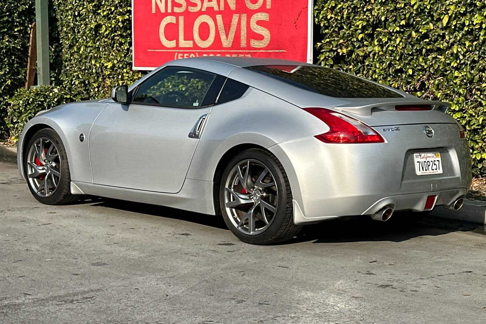 2016 Nissan 370Z Sport 6