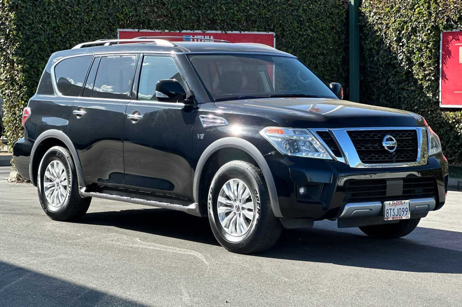 2018 Nissan Armada SV 10