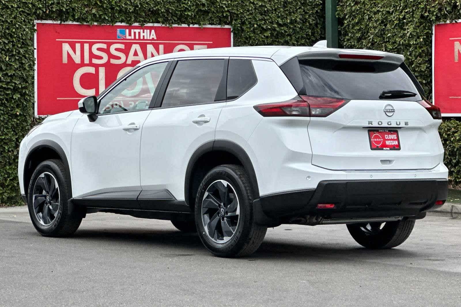 2025 Nissan Rogue SV 7