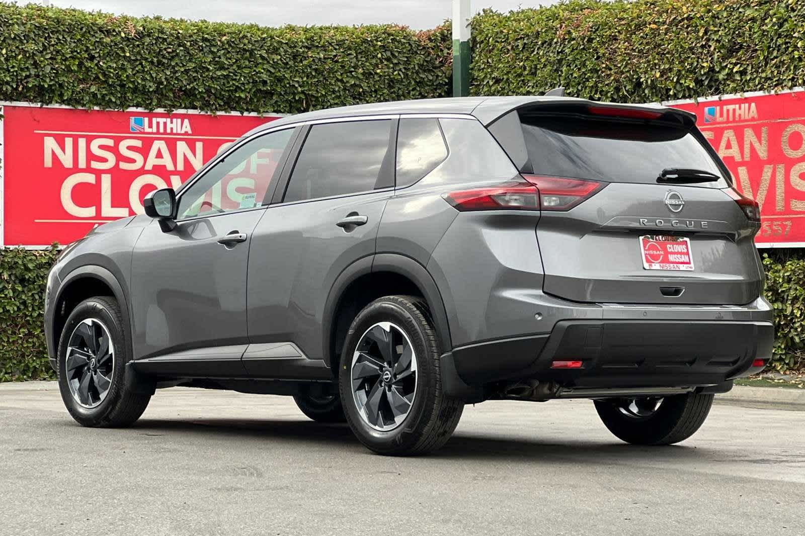 2025 Nissan Rogue SV 7