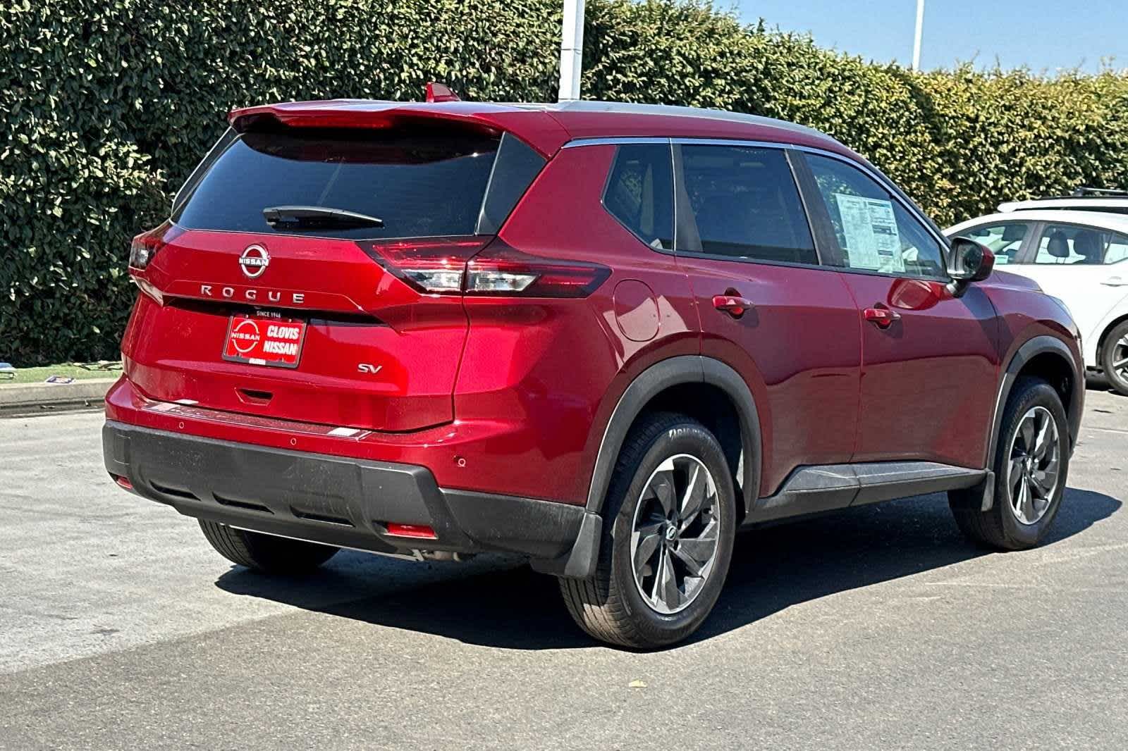 2024 Nissan Rogue SV 3