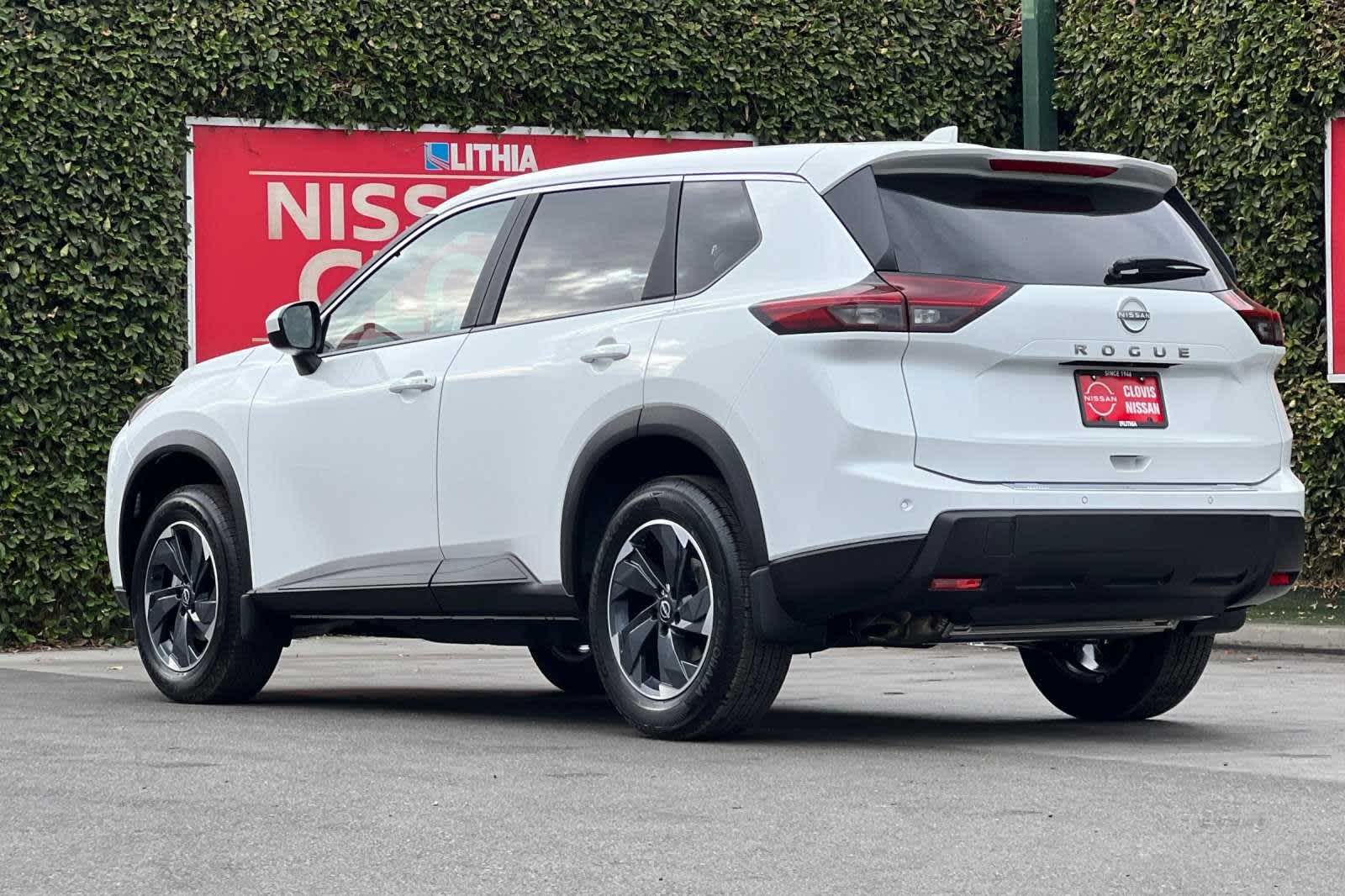 2025 Nissan Rogue SV 7