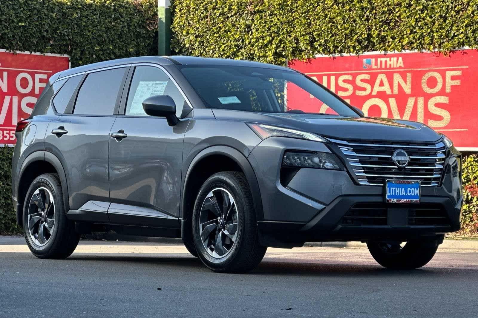 2025 Nissan Rogue SV 10