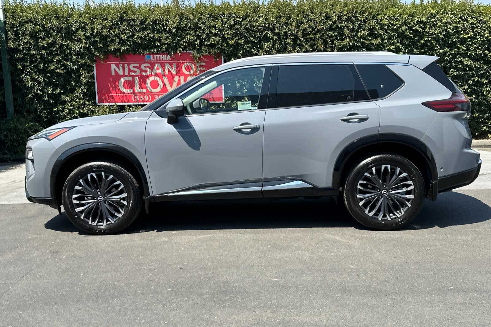 2024 Nissan Rogue Platinum 6