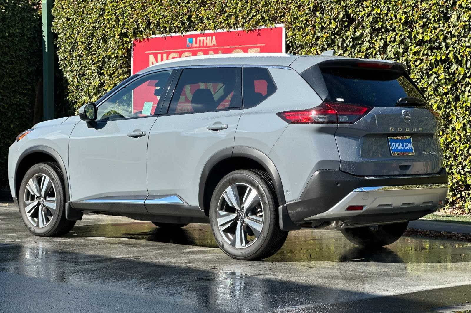 2023 Nissan Rogue Platinum 7