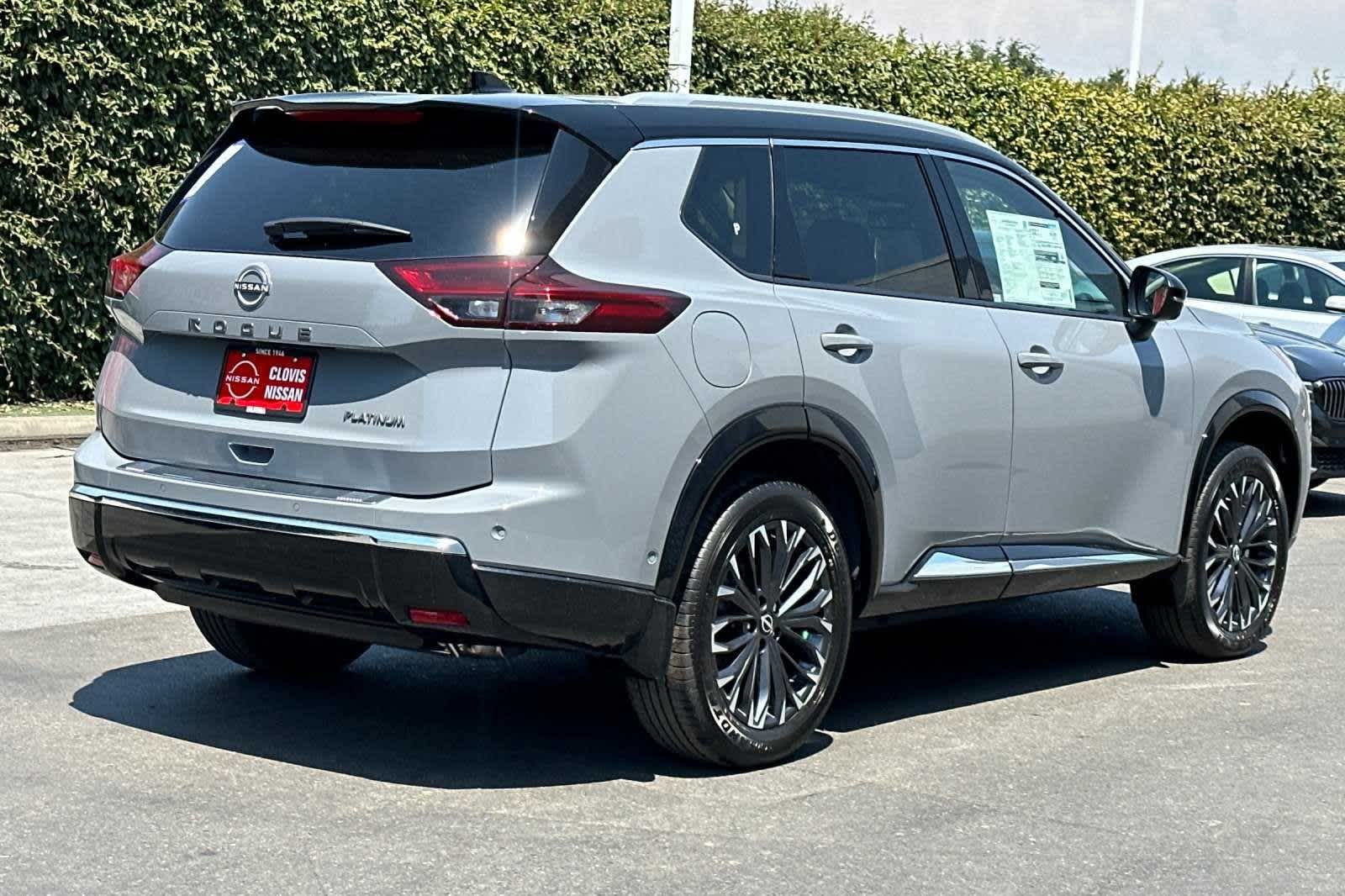 2024 Nissan Rogue Platinum 3