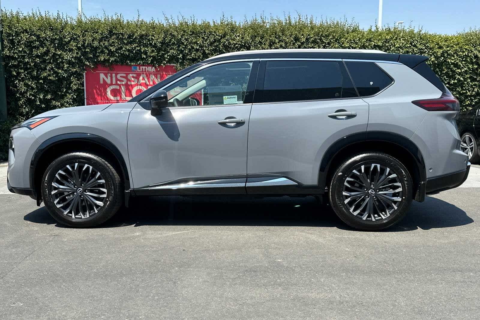 2024 Nissan Rogue Platinum 6