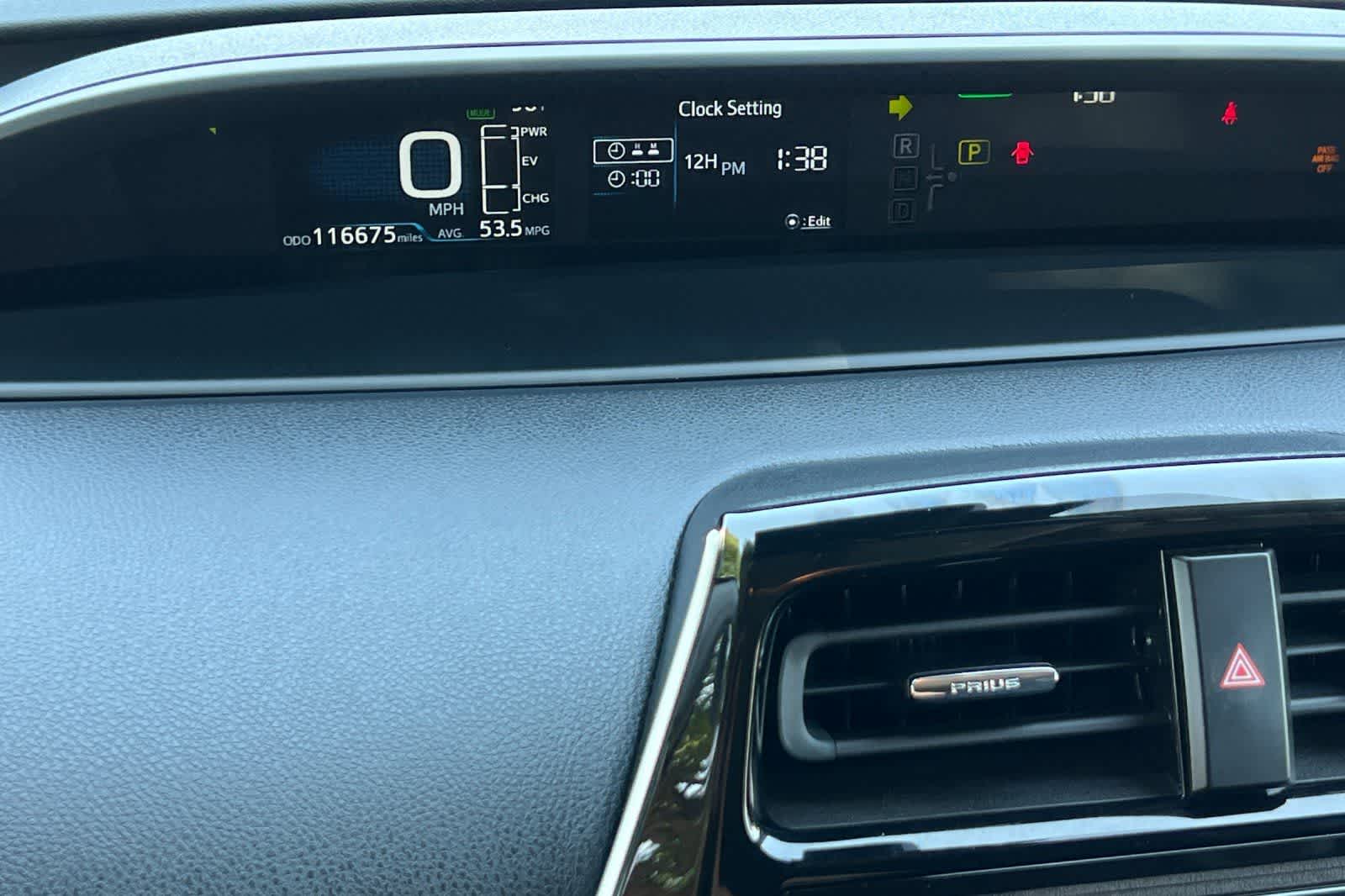 2022 Toyota Prius Prime LE - Photo 31