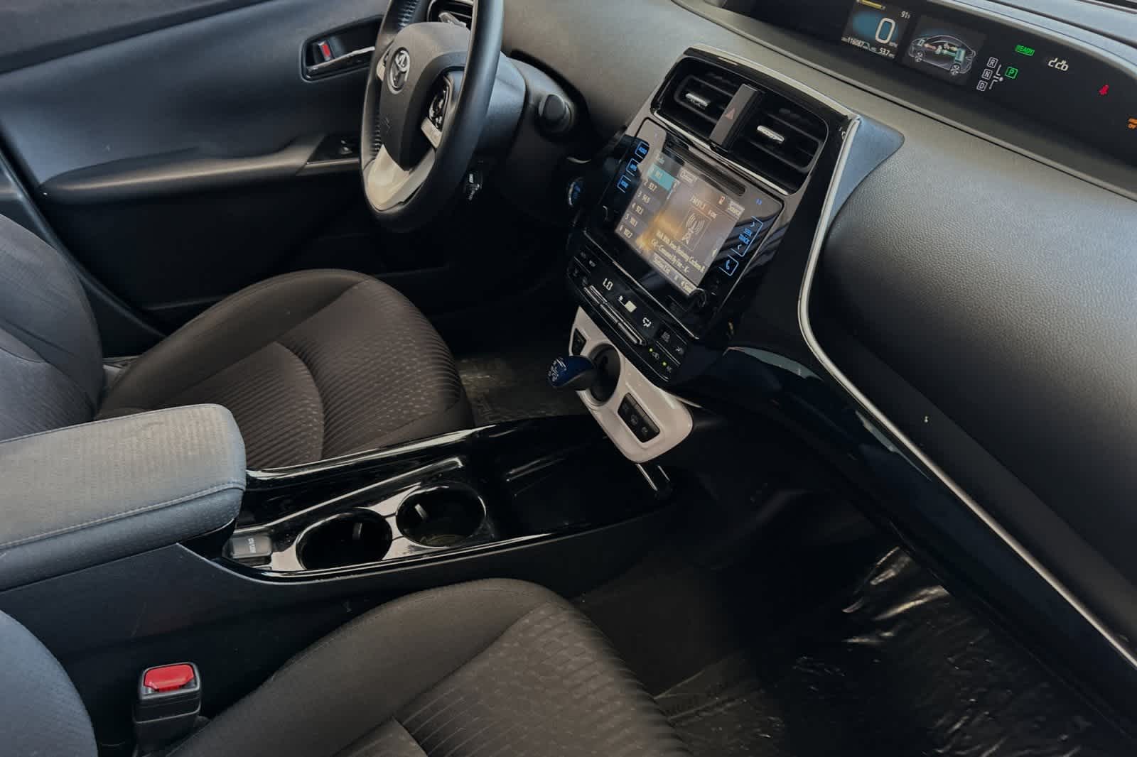 2018 Toyota Prius Prime Plus 18