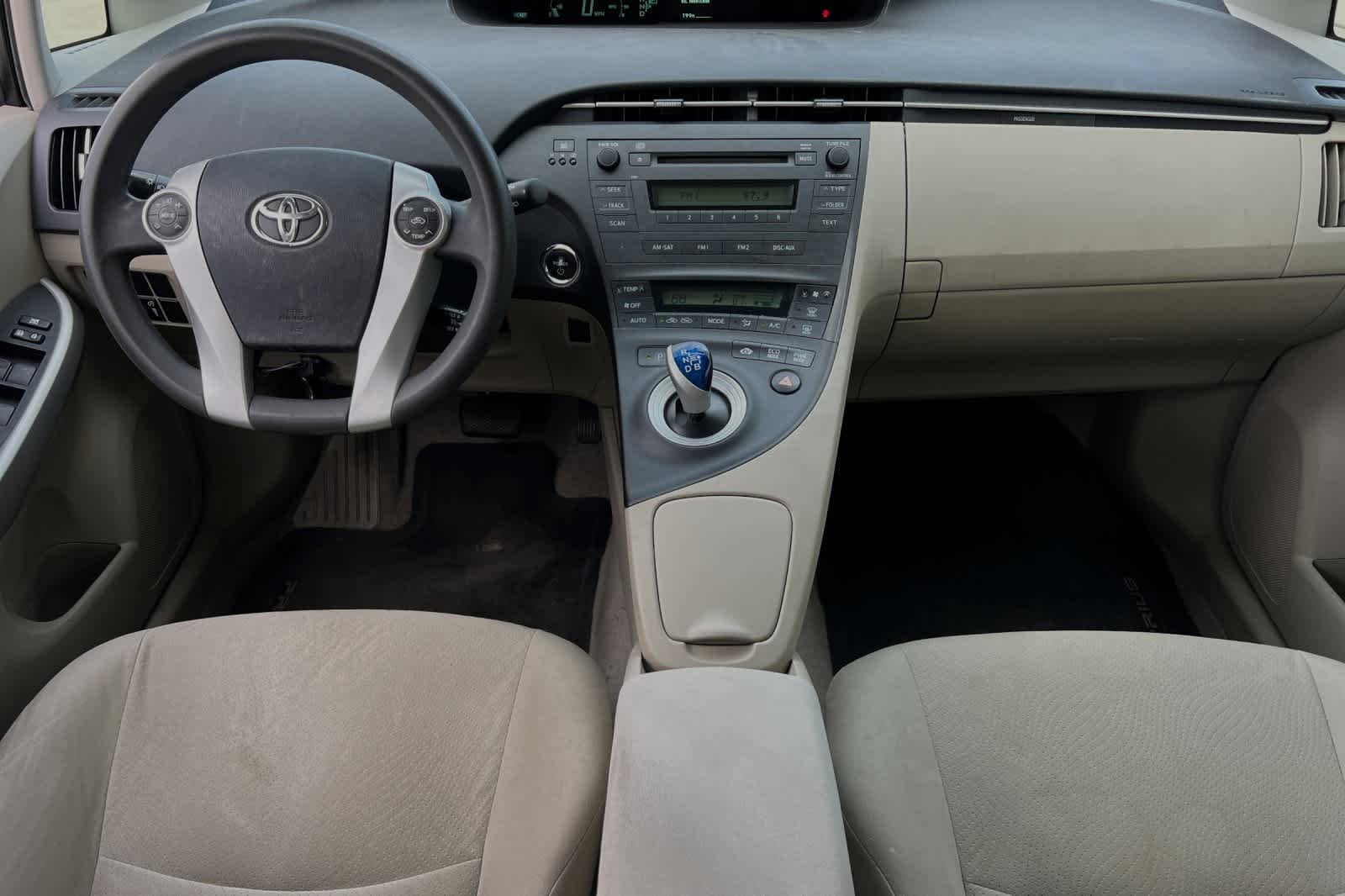 2010 Toyota Prius II 4