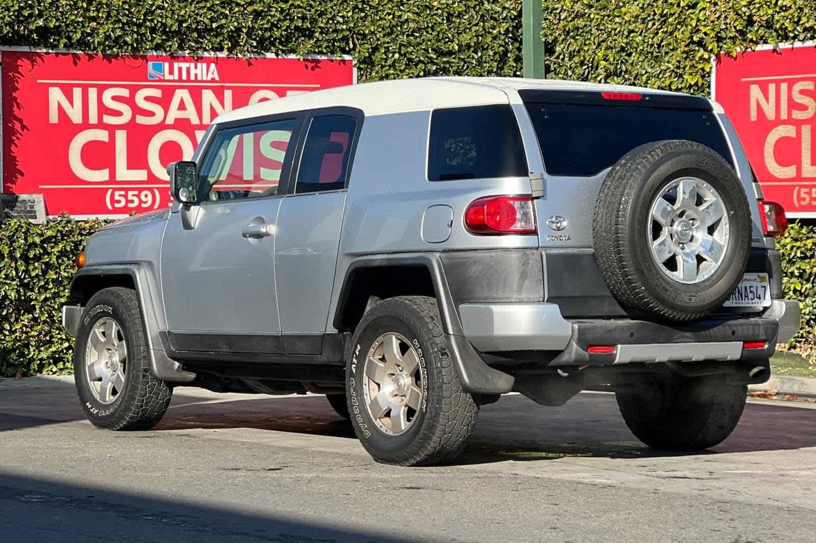 2007 Toyota FJ Cruiser BASE 7