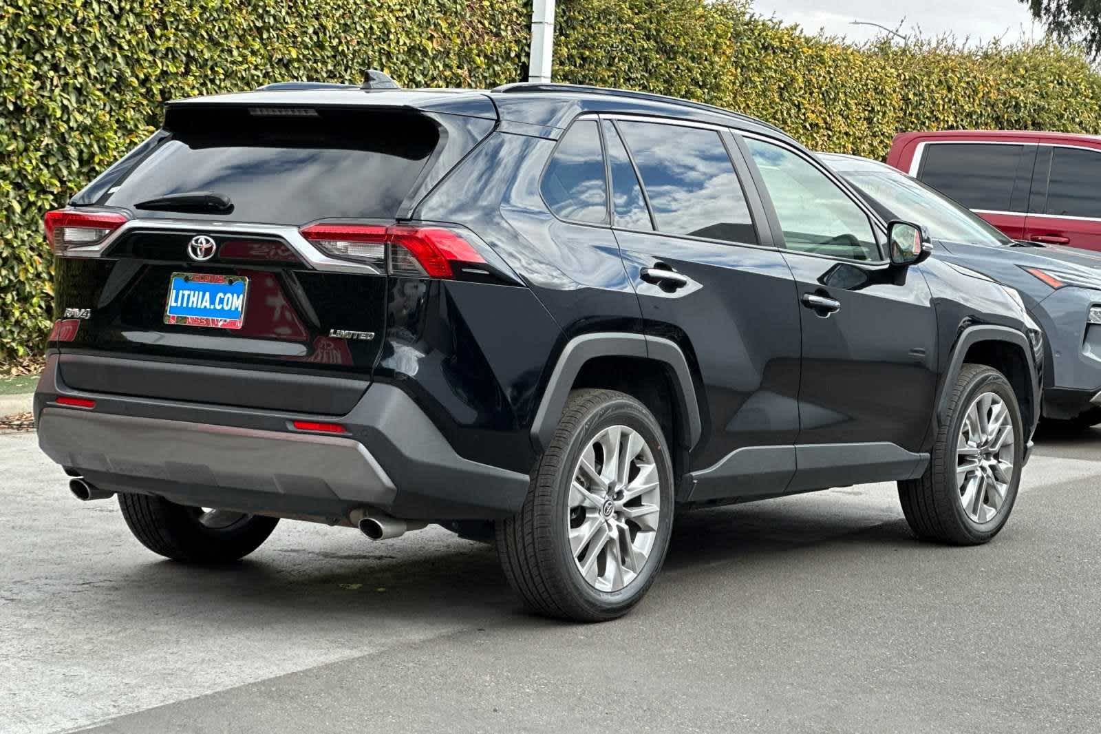 2021 Toyota RAV4 Limited 3