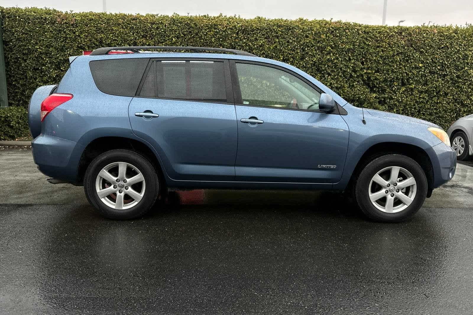 2008 Toyota RAV4 Ltd 9