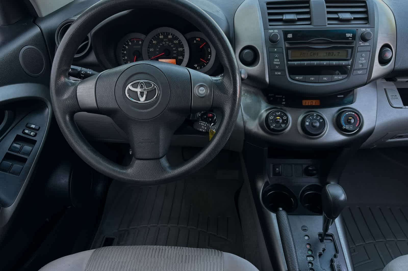 2009 Toyota RAV4 BASE 17