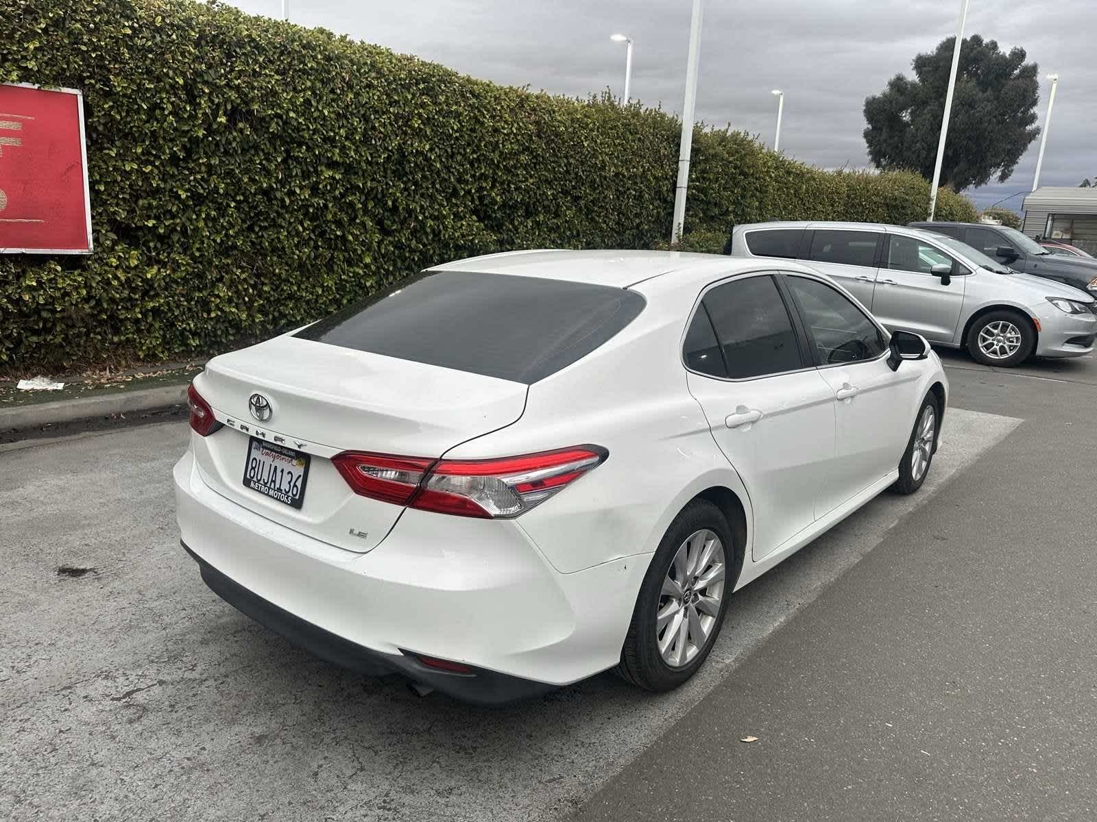 2018 Toyota Camry LE 9