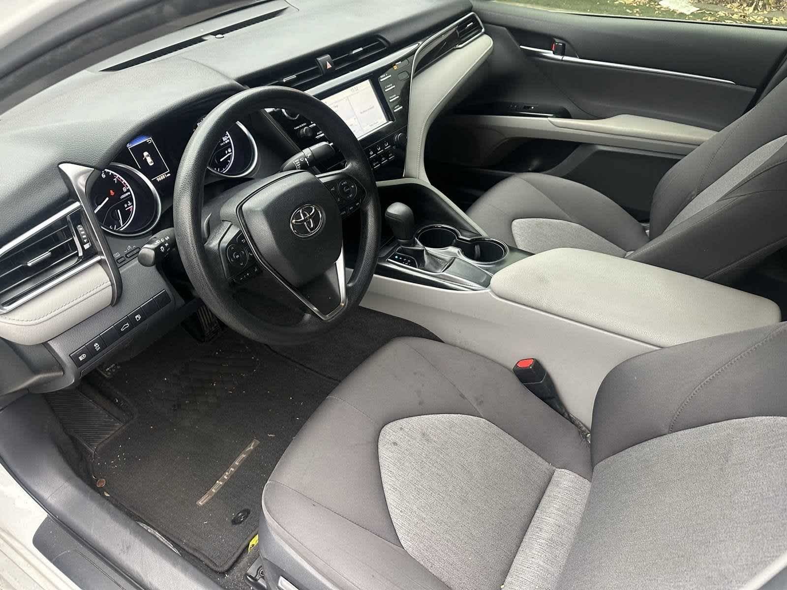 2018 Toyota Camry LE 14