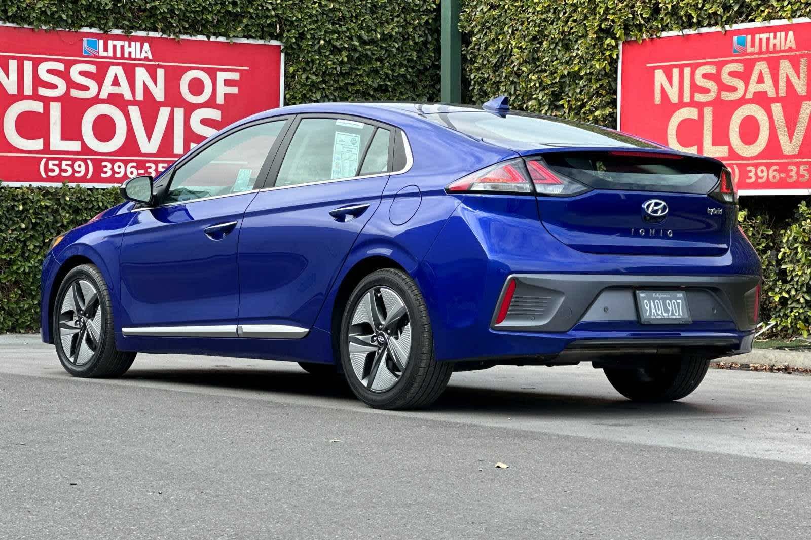 2022 Hyundai IONIQ Hybrid Limited 7