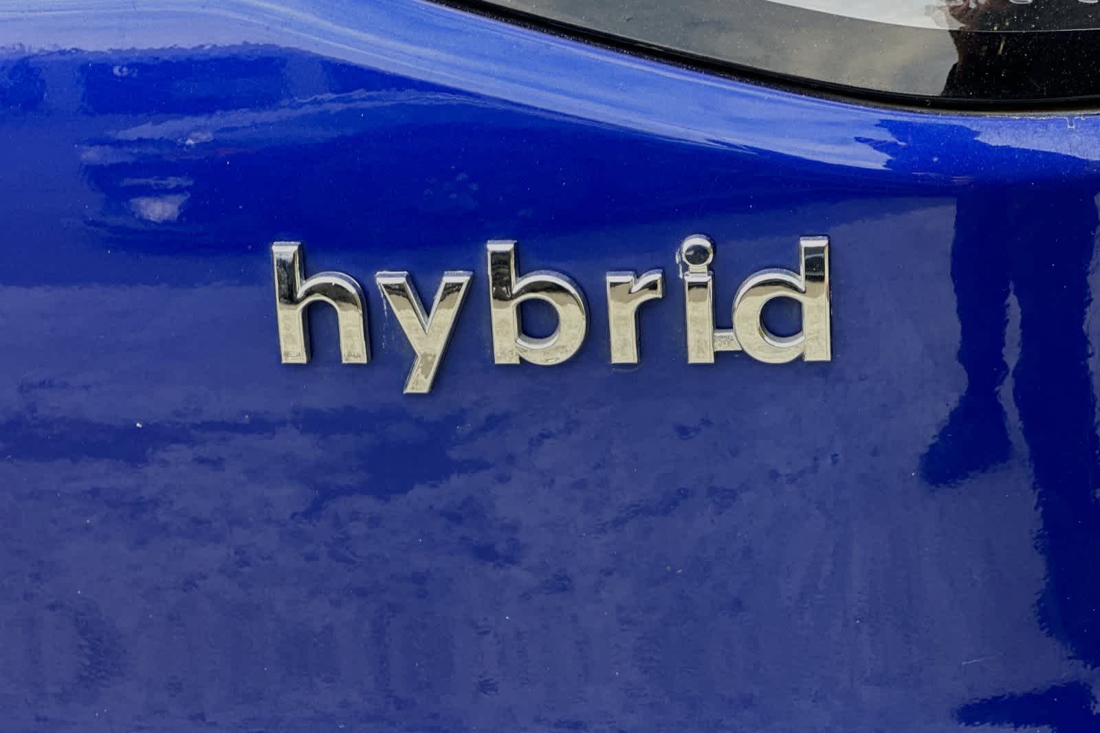 2022 Hyundai IONIQ Hybrid Limited 13