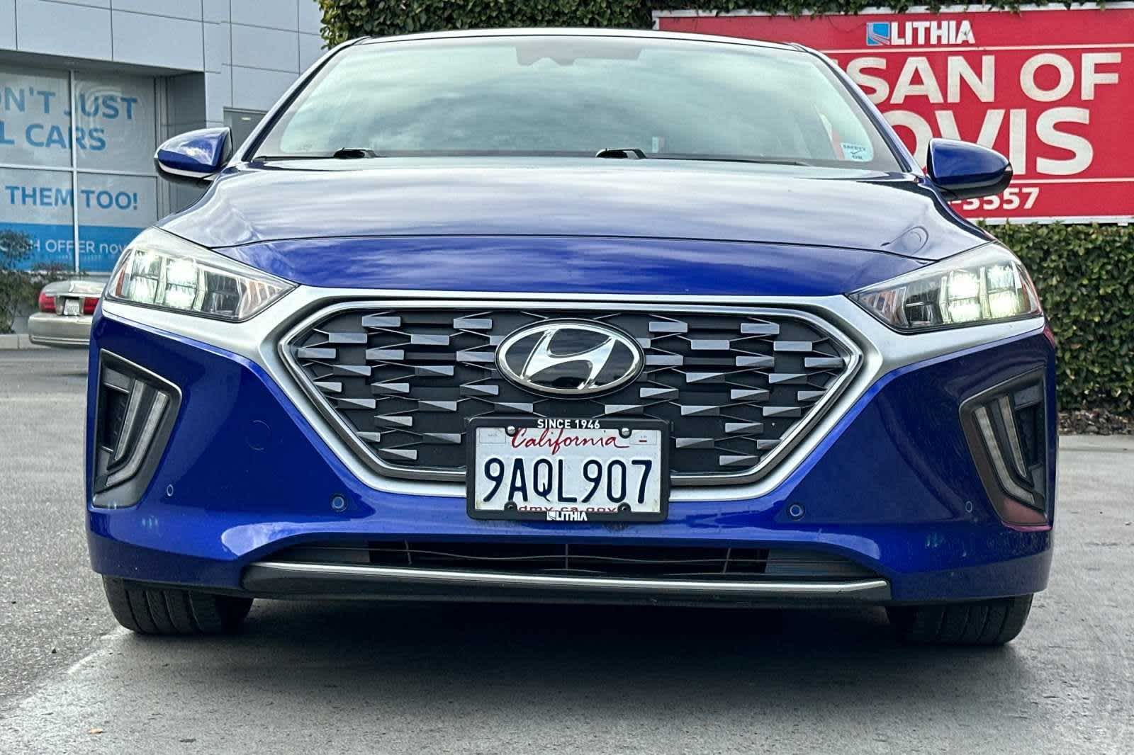 2022 Hyundai IONIQ Hybrid Limited 11