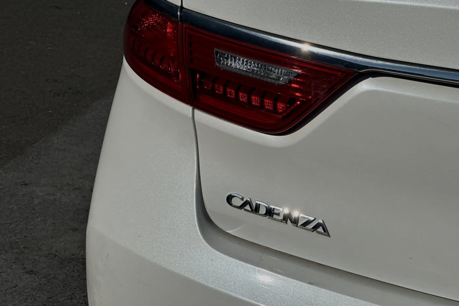 2018 Kia Cadenza Premium 13