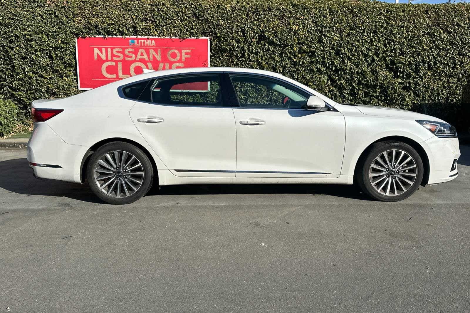 2018 Kia Cadenza Premium 9