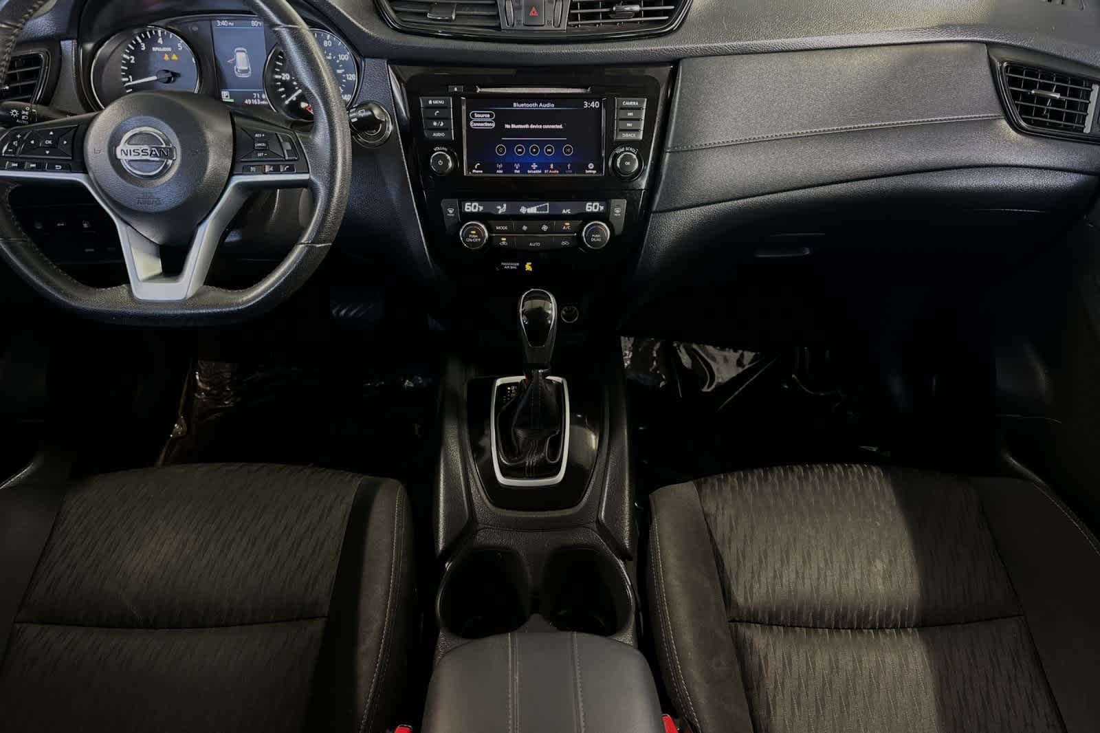 2019 Nissan Rogue SV 4