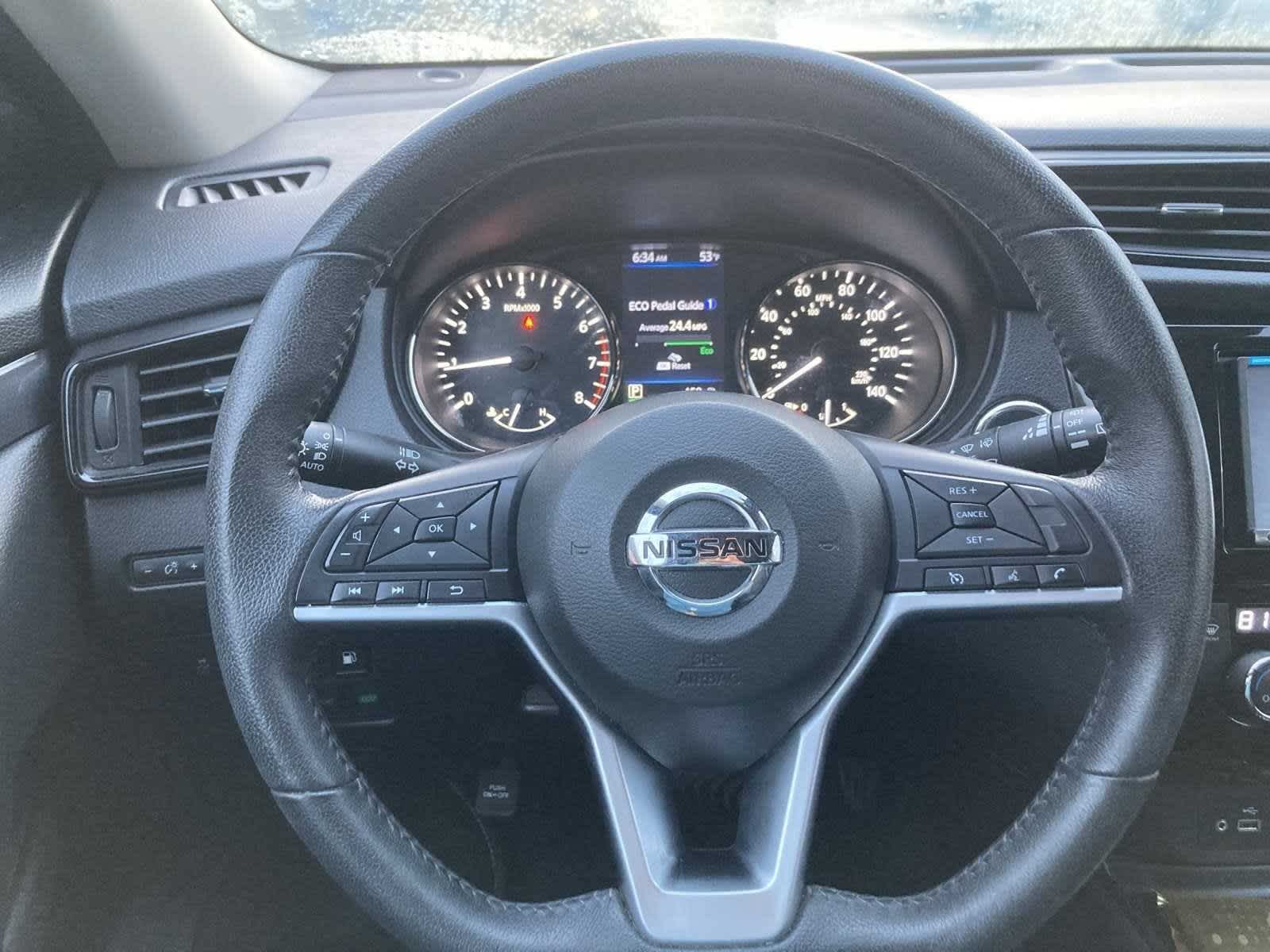 2019 Nissan Rogue SV 18