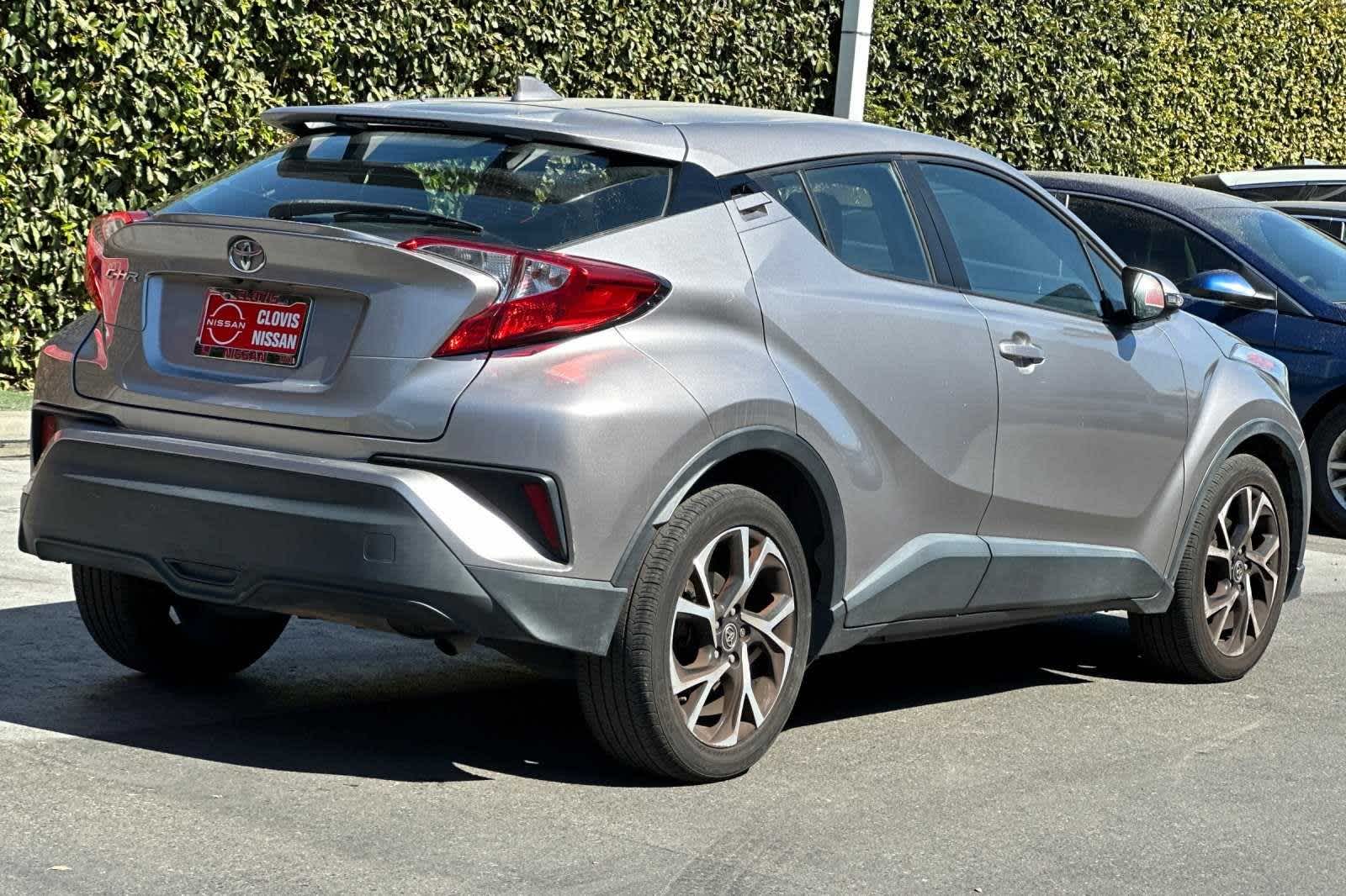 2018 Toyota C-HR XLE 3