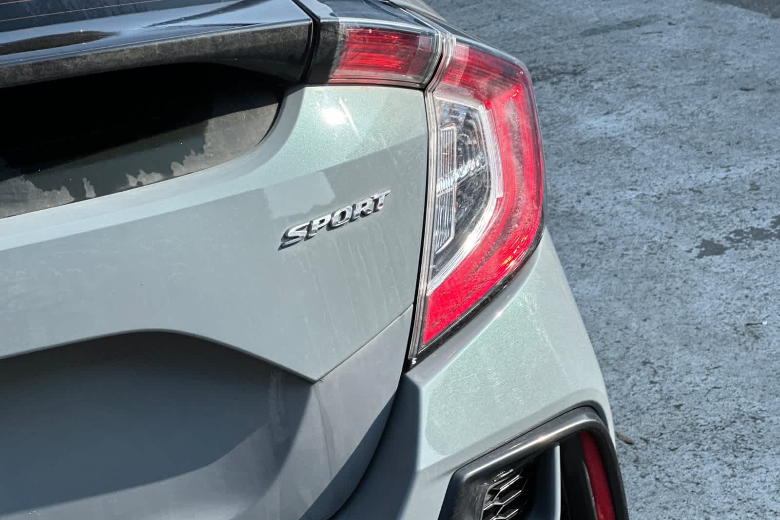 2021 Honda Civic Hatchback Sport 13