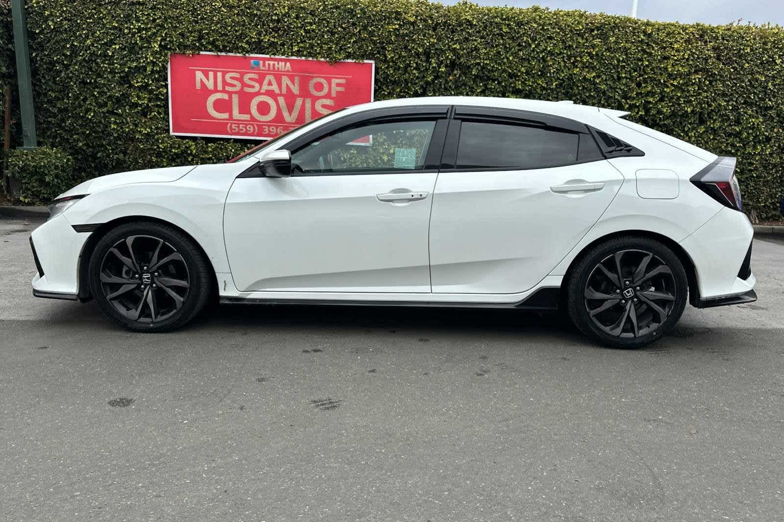 2018 Honda Civic Hatchback Sport Touring 6