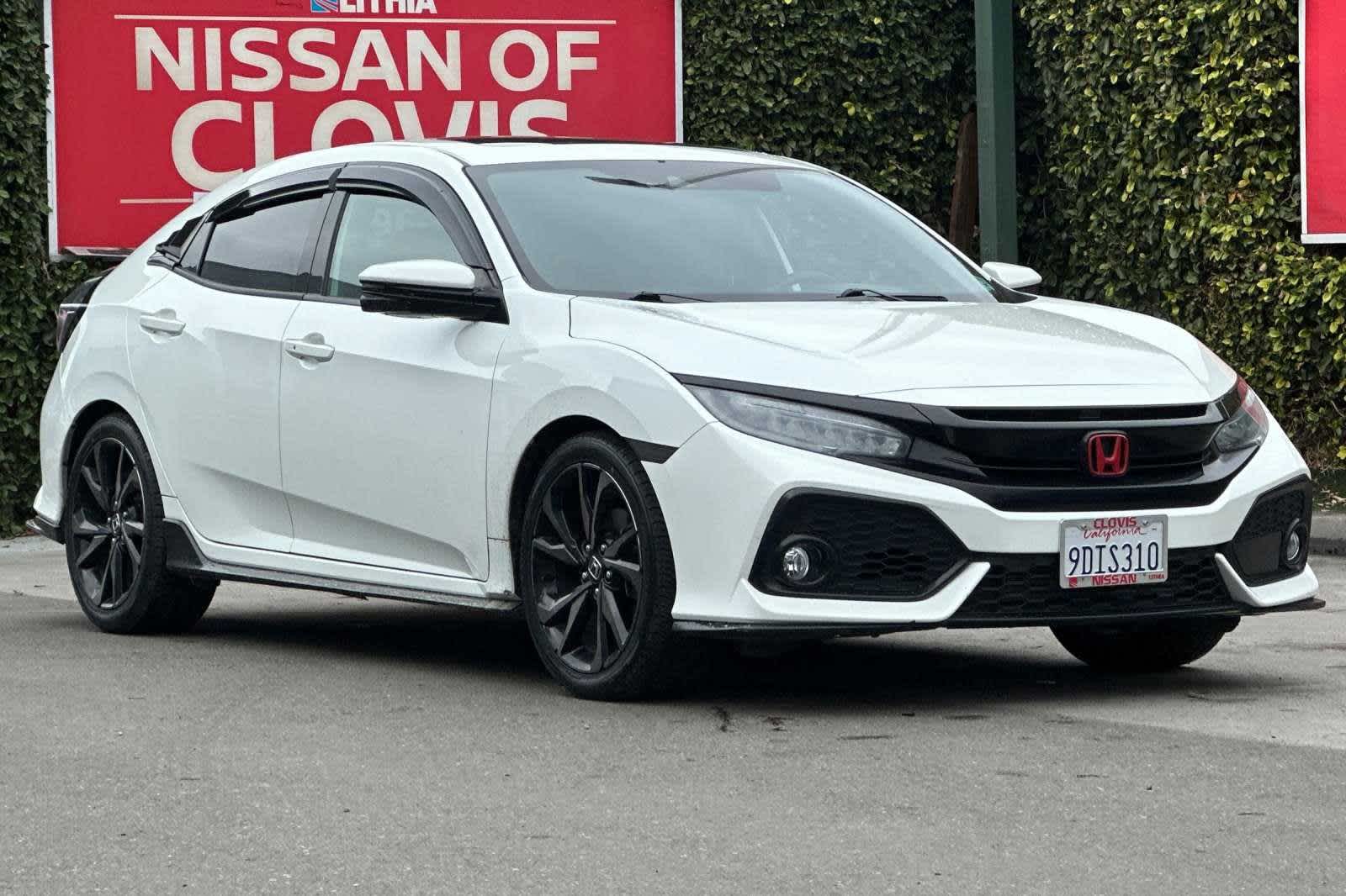 2018 Honda Civic Hatchback Sport Touring 10