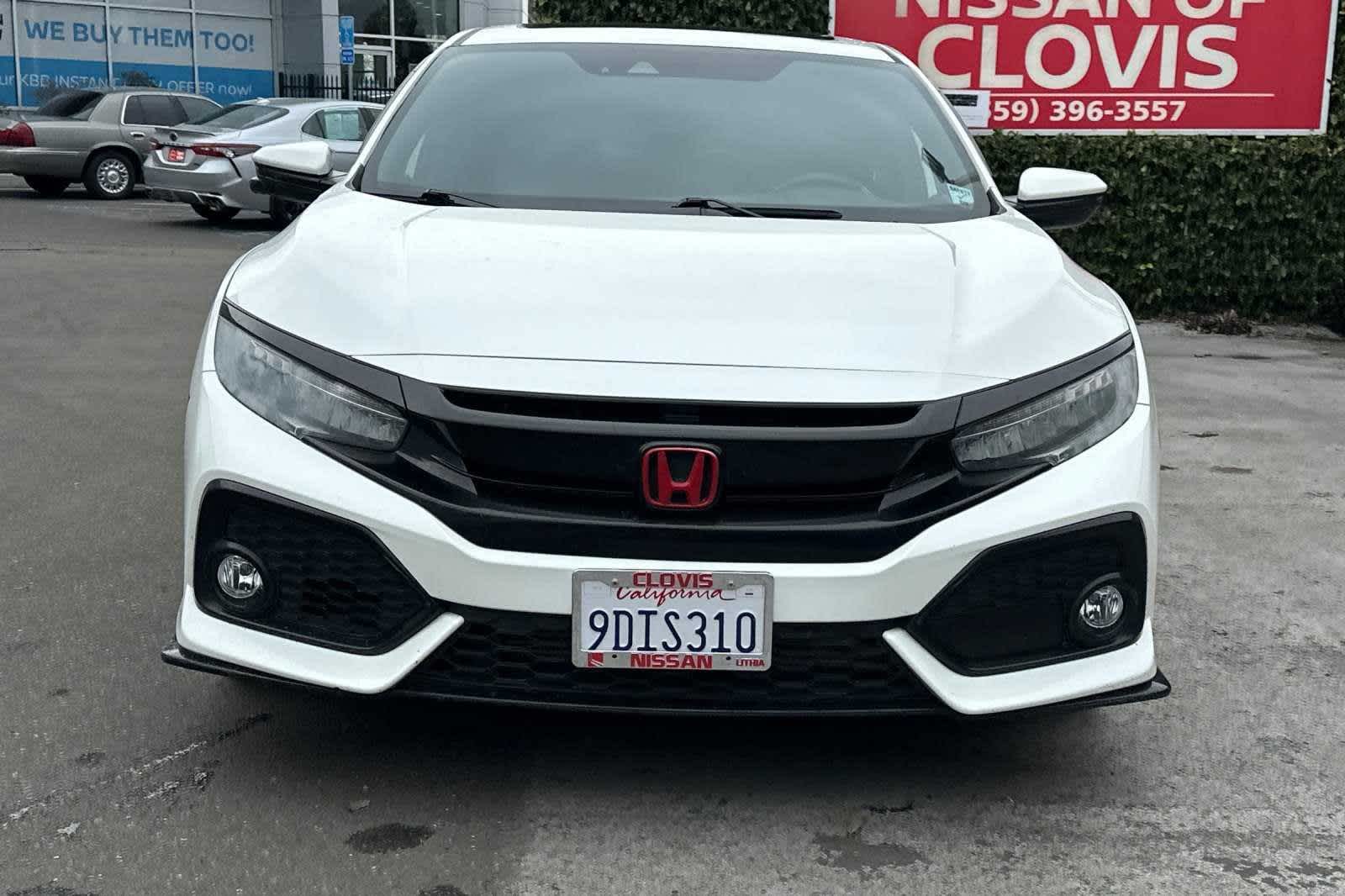 2018 Honda Civic Hatchback Sport Touring 11