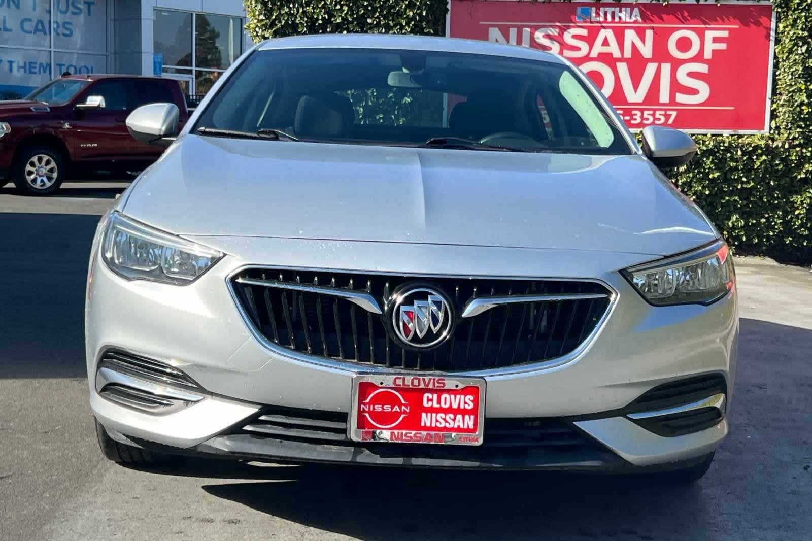 2019 Buick Regal Sportback Preferred 9